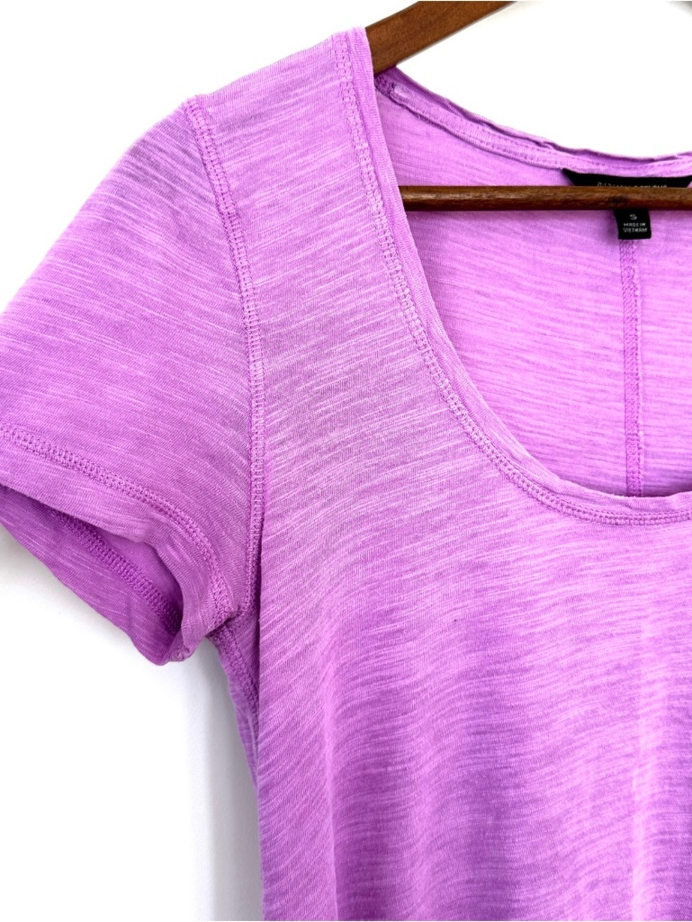 Banana Republic Lavender Scoop Neck Short Sleeve Tee, Relaxed Fit, Slub Cotton